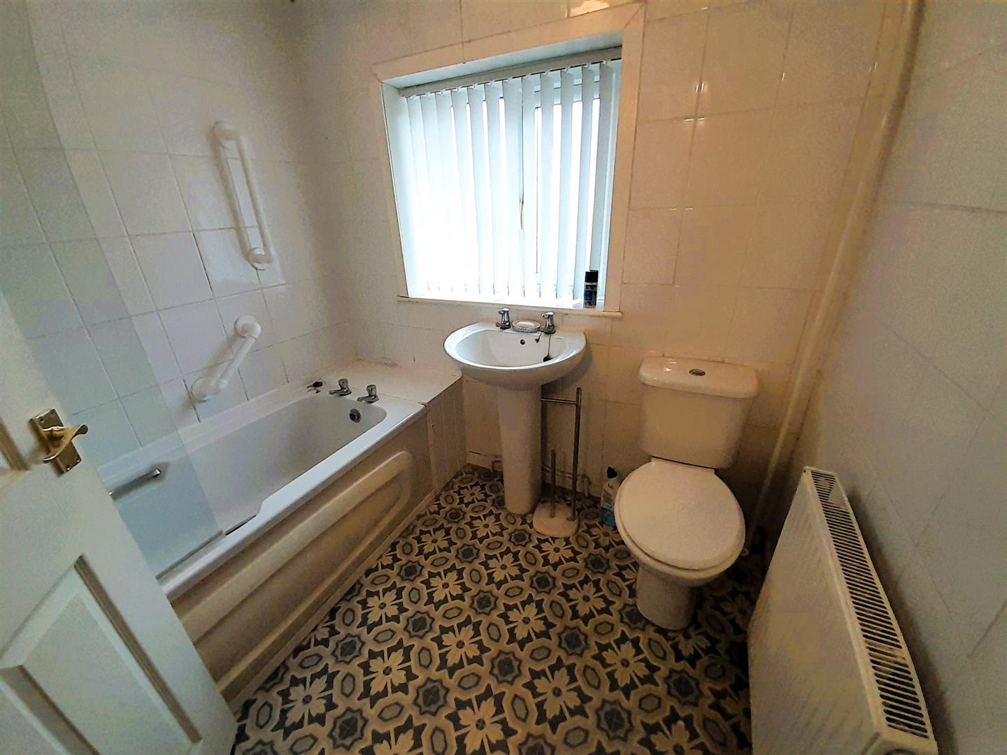 Dwyfor, Llanelli, SA14 9EU